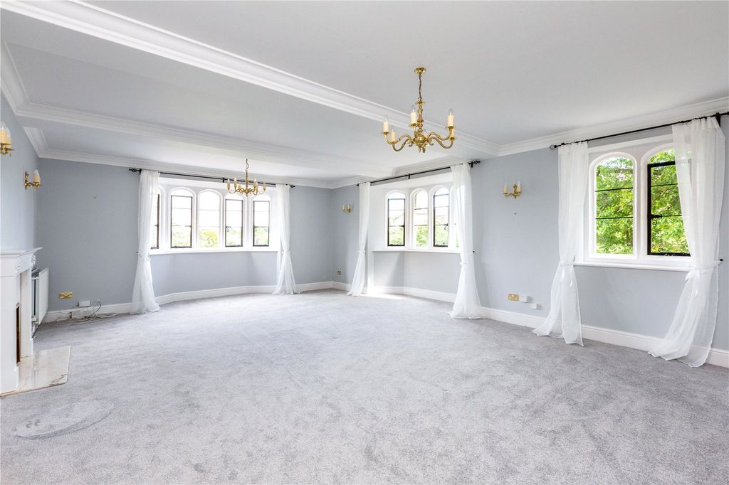 Property photo 2 of 14 Reception Room