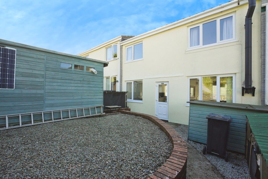 Property photo 1 of 17 Photo