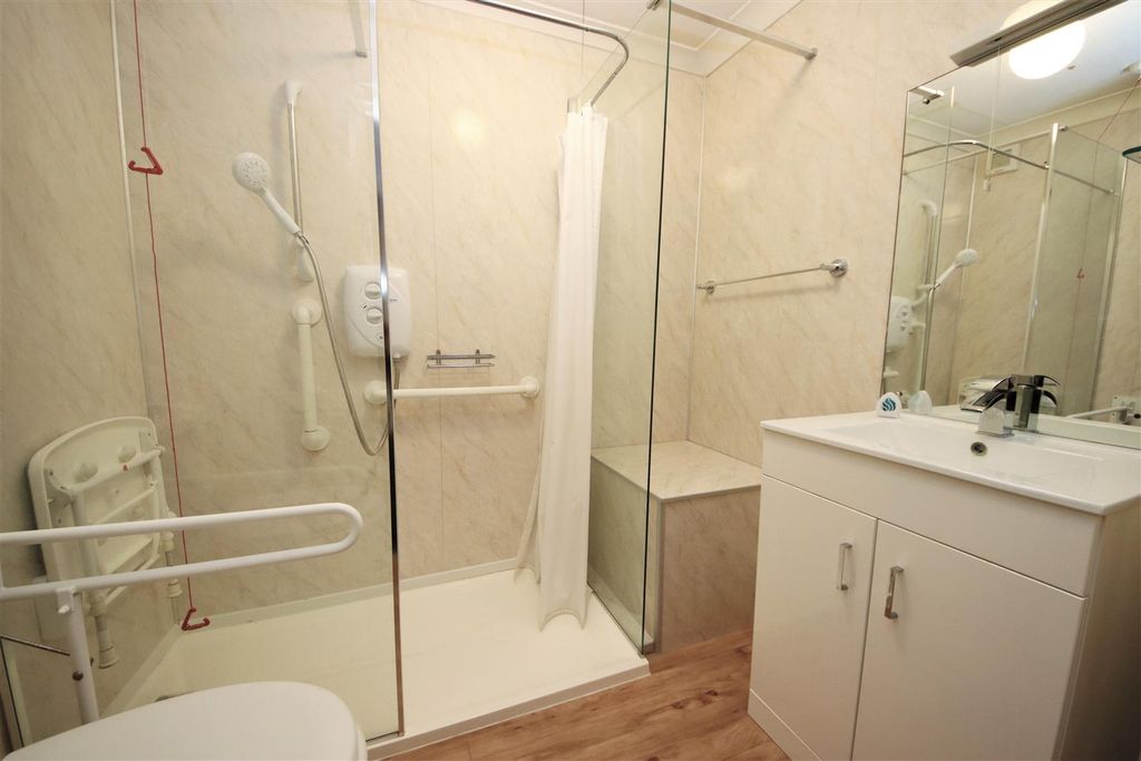 Property photo 3 of 10 Img_8610.Jpg