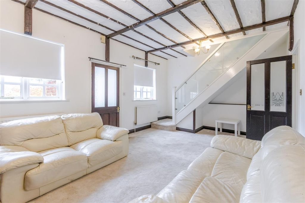 Property photo 2 of 24 Living Room