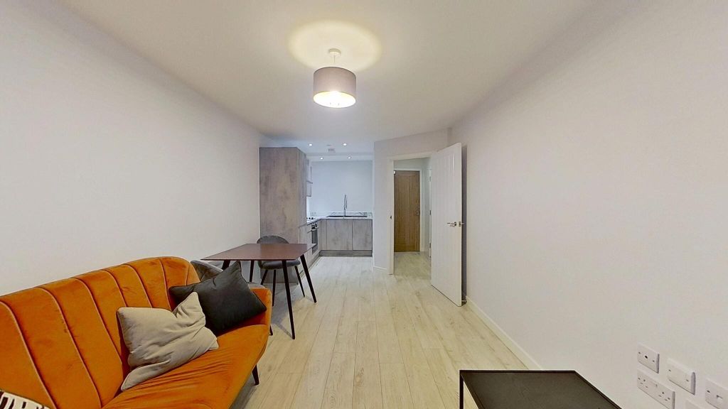 Property photo 1 of 20 Living Room