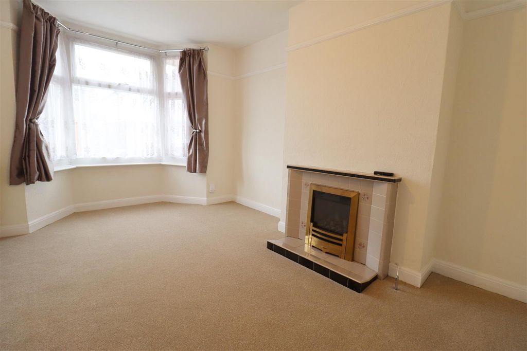 Property photo 2 of 12 Img_3235.Jpg