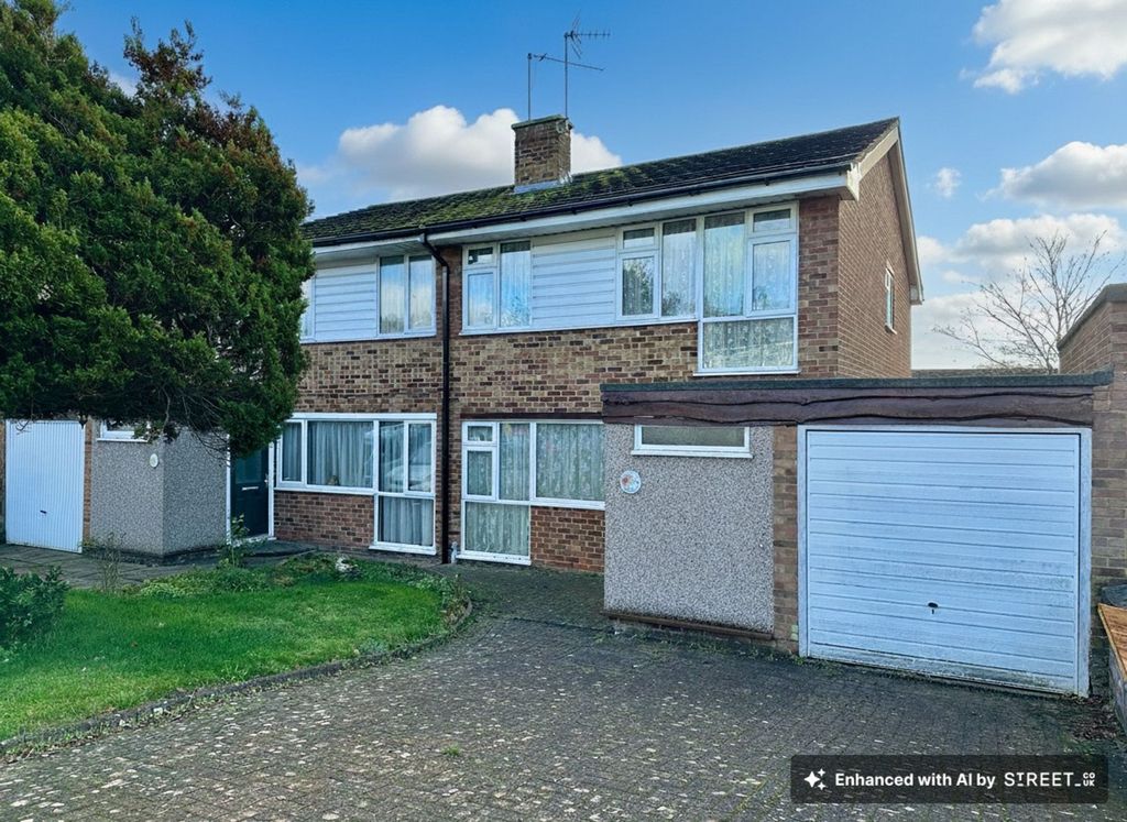 Property photo 1 of 18