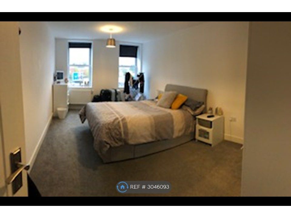 Property photo 3 of 11
