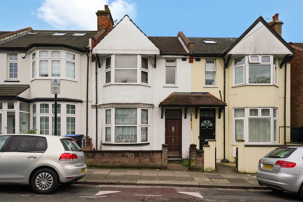 Property photo 1 of 10 16 Rosebank Avenue - Oyndseqvx2Euyvxxkvax.Jpg