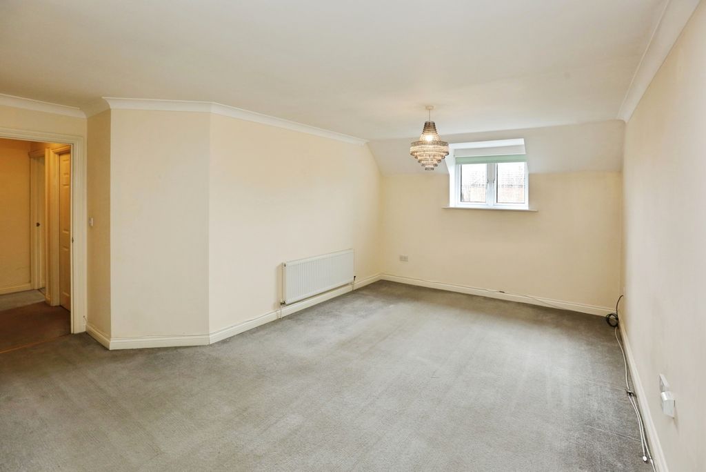 Property photo 3 of 12 Pbox-Img.Jpg