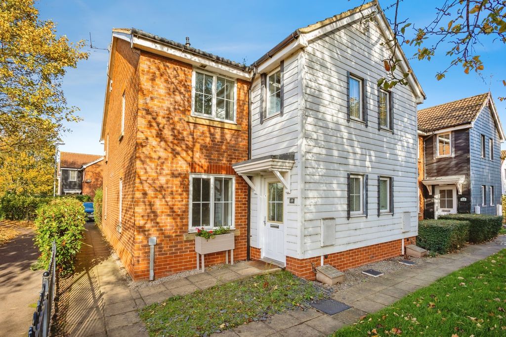 Property photo 1 of 17 Photo