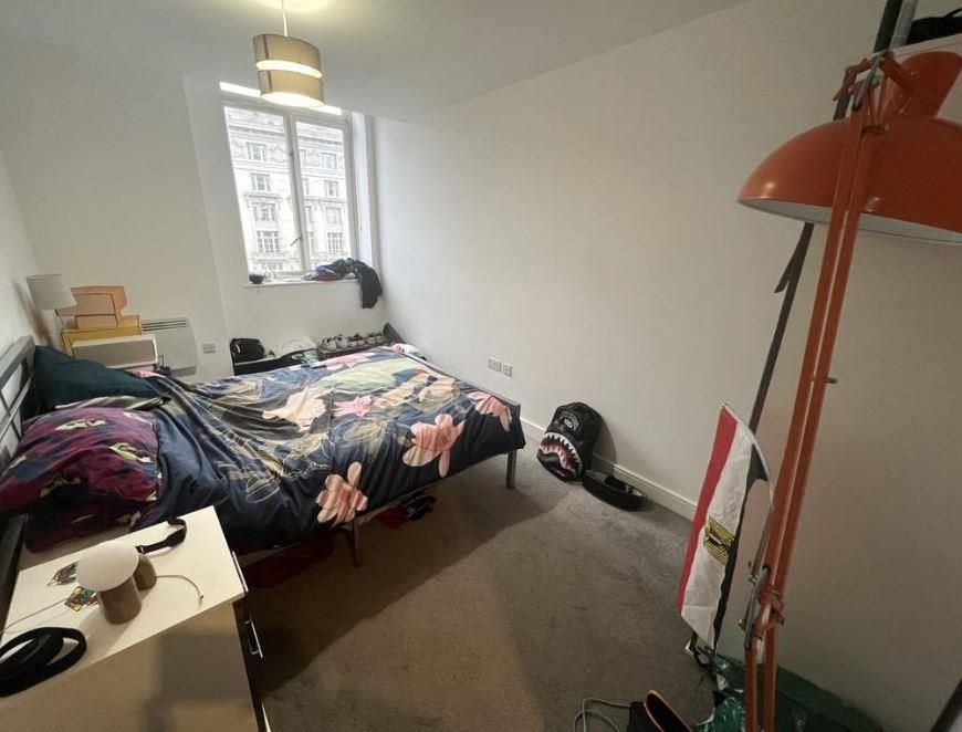 Property photo 3 of 5 Bedroom.Jpg