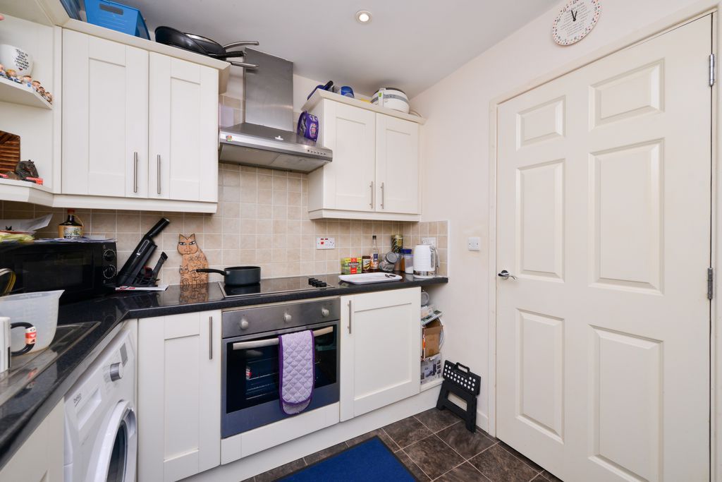 Property photo 3 of 19 Photo 9