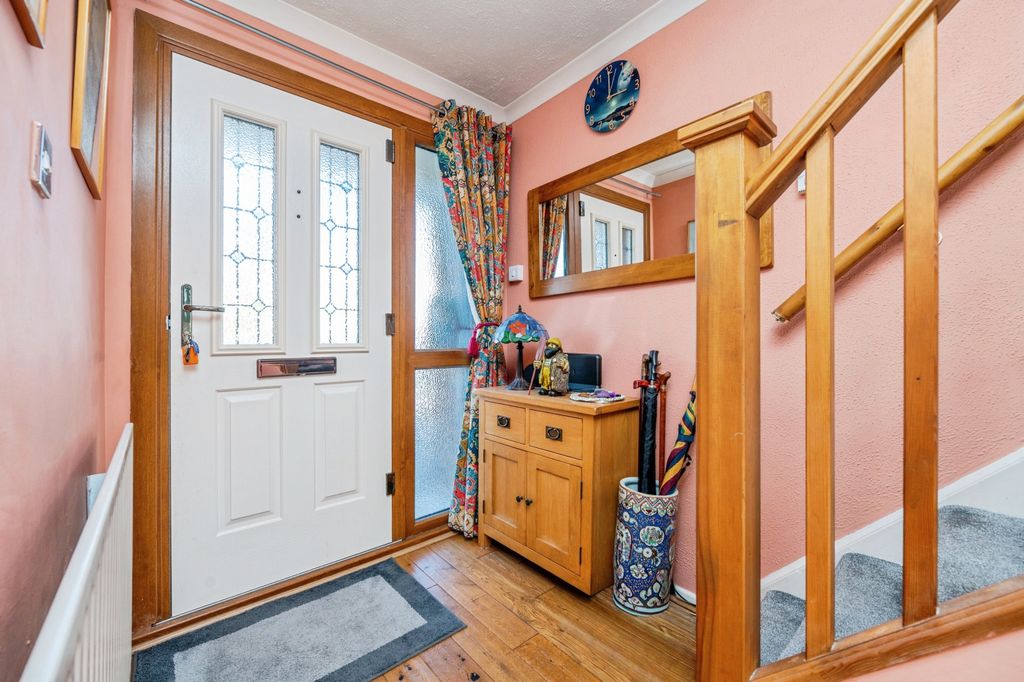 Property photo 2 of 15