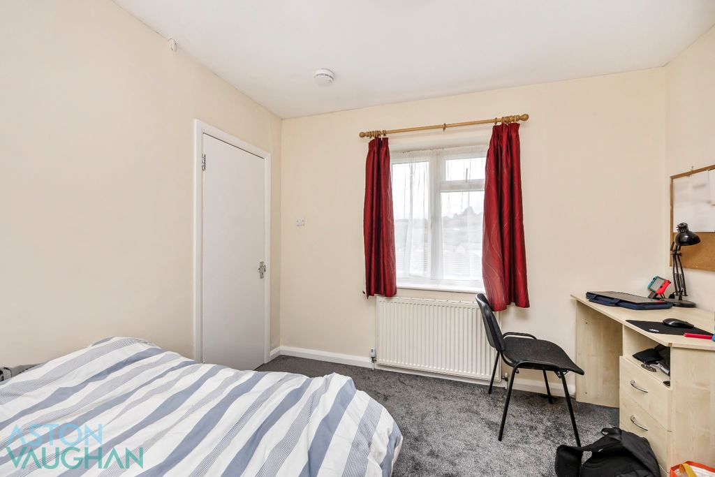Property photo 3 of 10 4670202