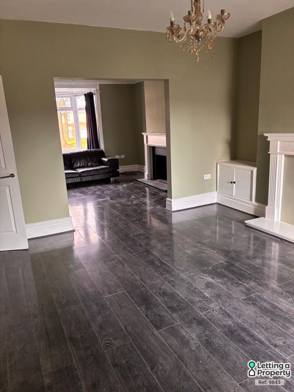 Property photo 2 of 27