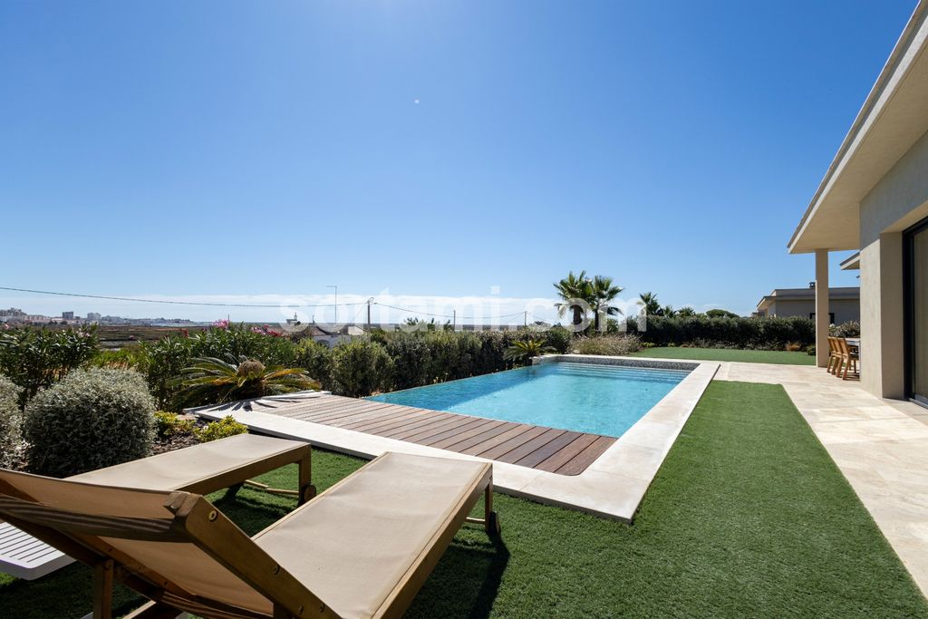 Property photo 1 of 47