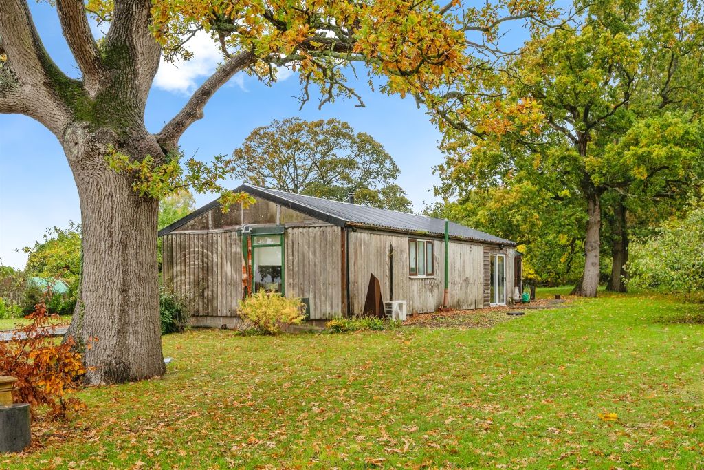 Property photo 1 of 26