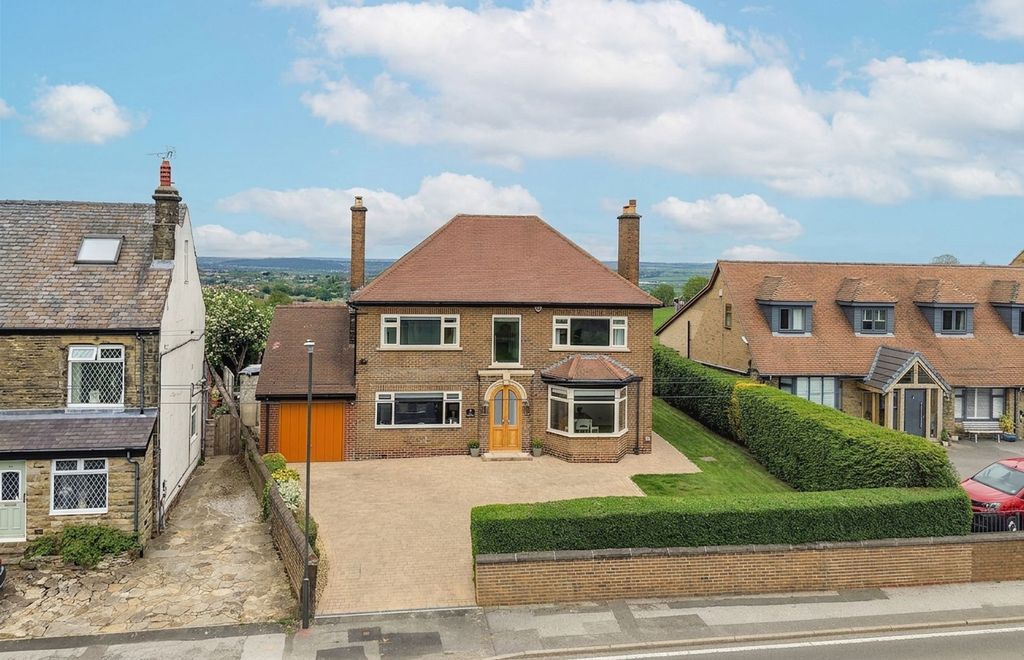 Property photo 1 of 37