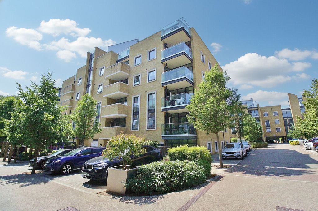 Property photo 1 of 9