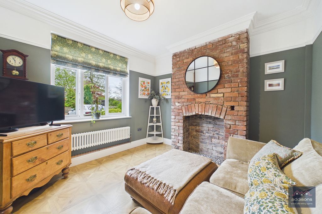 Property photo 2 of 32 Photo 3