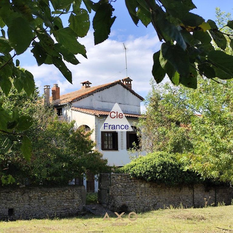 Property photo 2 of 8