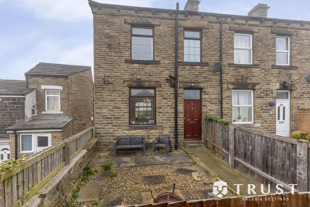 Property photo 1 of 23