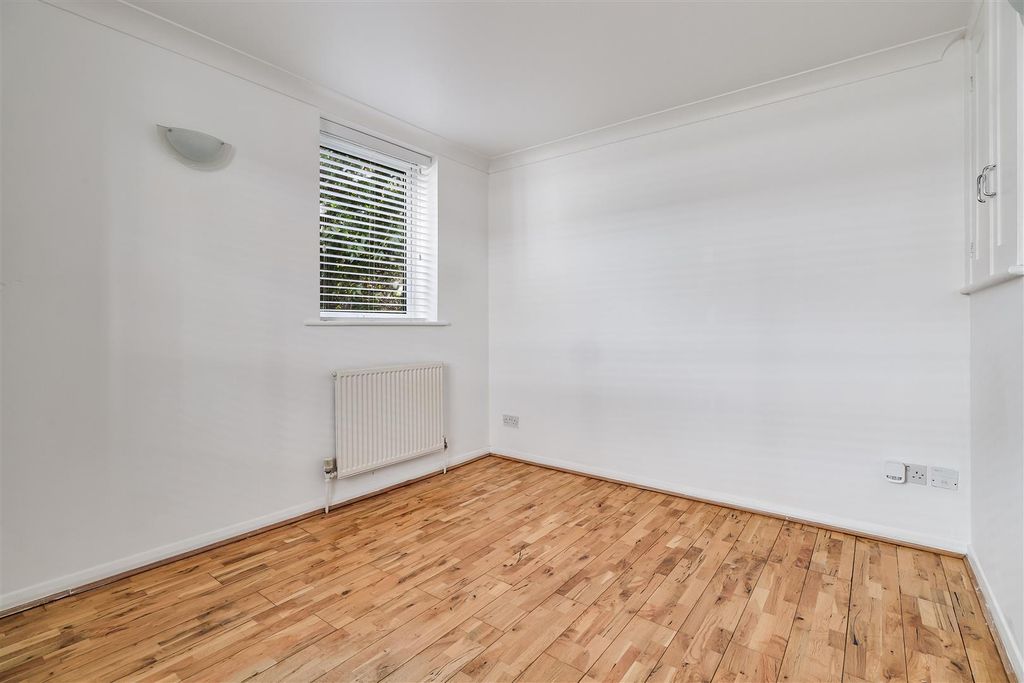 Property photo 3 of 15 Img (3).Jpg