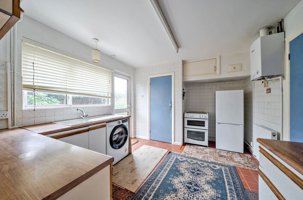 Property photo 3 of 18 1523012-2-6Aabb6d...