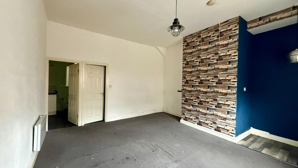 Property photo 3 of 8 Img_3186.Jpeg