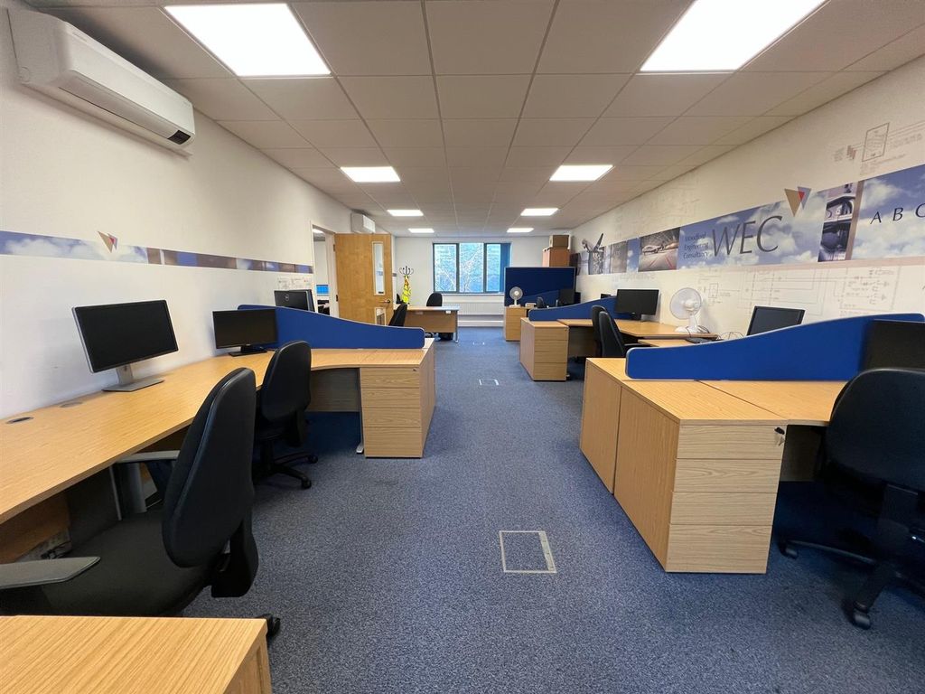 Property photo 2 of 13 5.Jpg