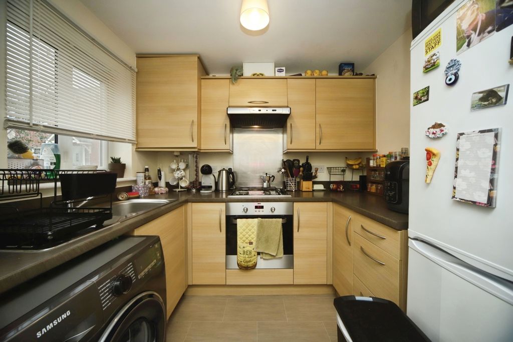 Property photo 2 of 16 Photo