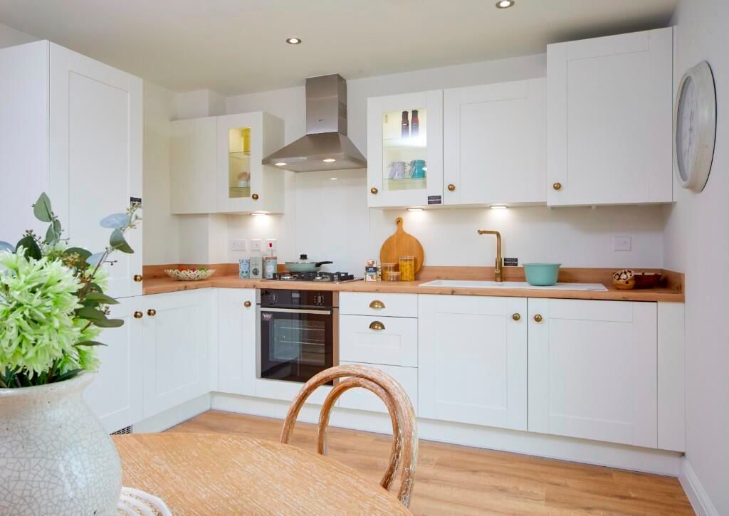 Property photo 2 of 5 Photo 4