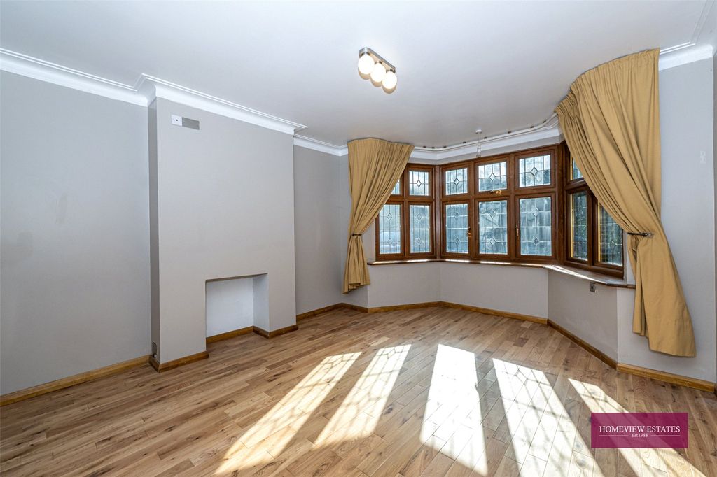 Property photo 3 of 13 Picture No. 07