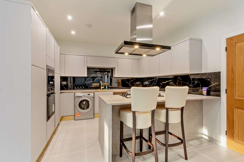 Additional image 7 of 5 bed detached house for saleEastfield Road, Peterborough PE1