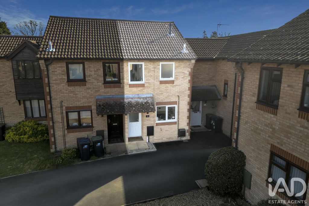 Property photo 1 of 18