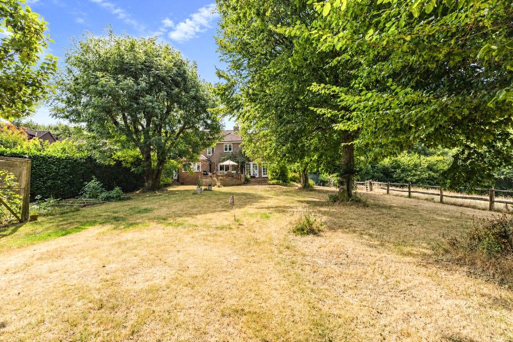 Property photo 3 of 27 Picture No. 64