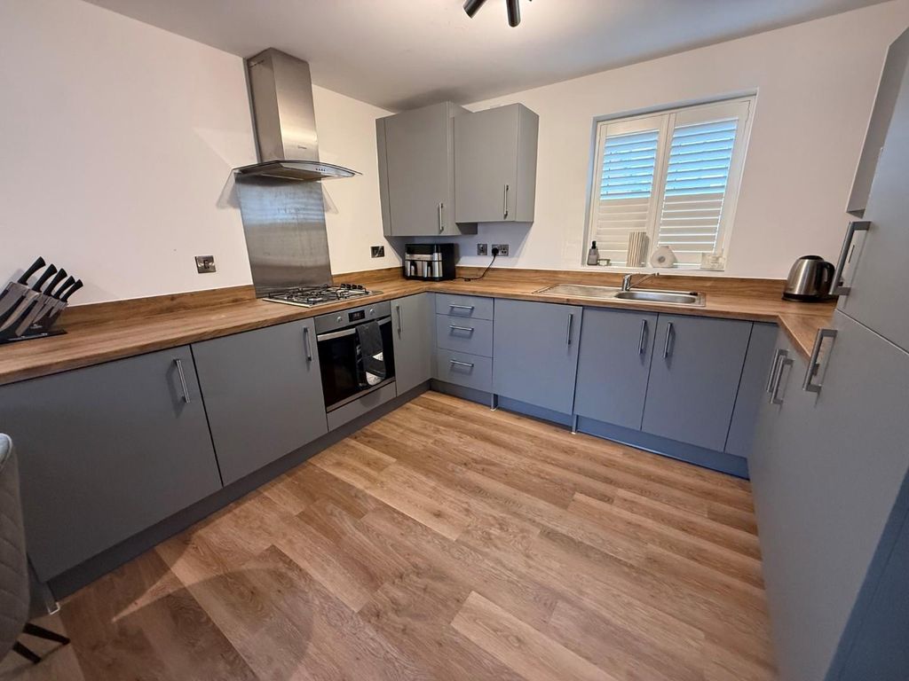 Property photo 3 of 10 3.Jpg