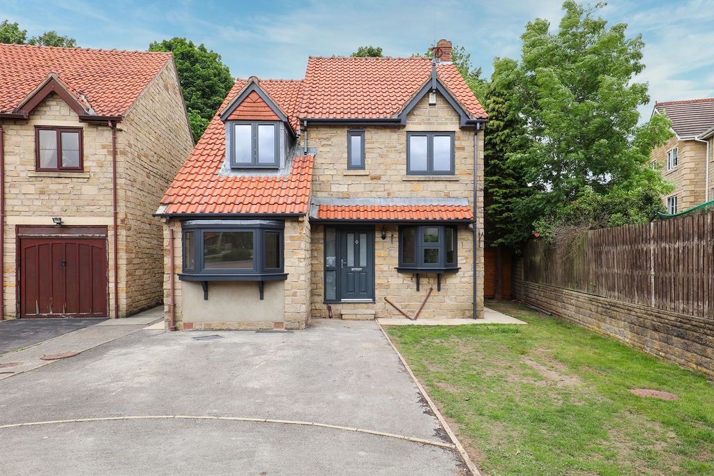 Property photo 1 of 16