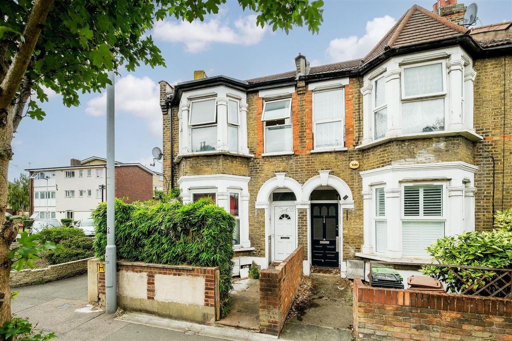 Property photo 1 of 13 152B Church Road-15.Jpg