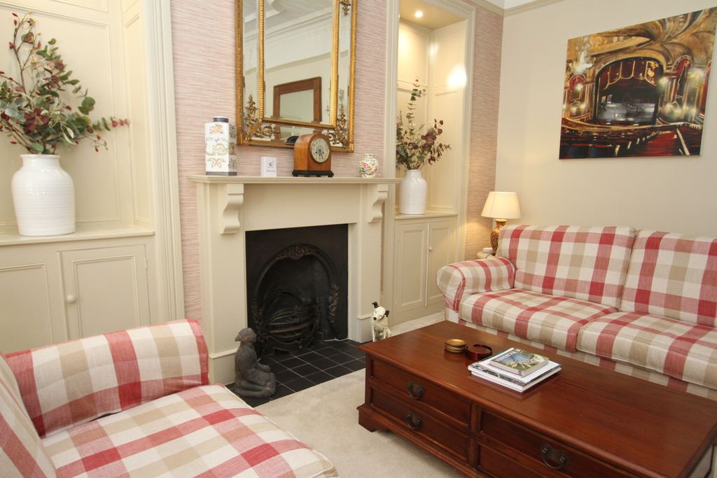 Additional image 9 of 2 bed flat for saleSilverdale Road, Eastbourne BN20