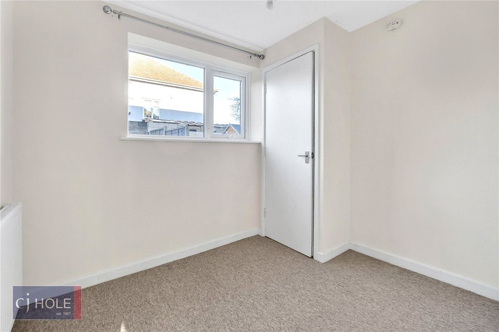 Property photo 2 of 12 Picture No. 07