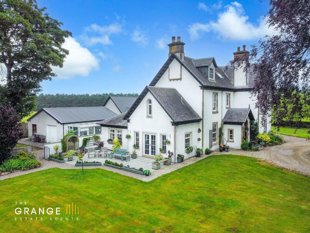 Property photo 2 of 50
