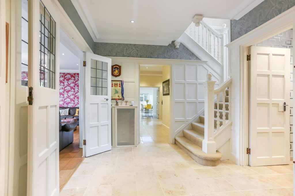 Additional image 9 of 7 bed detached house for saleWithdean Road, Brighton BN1