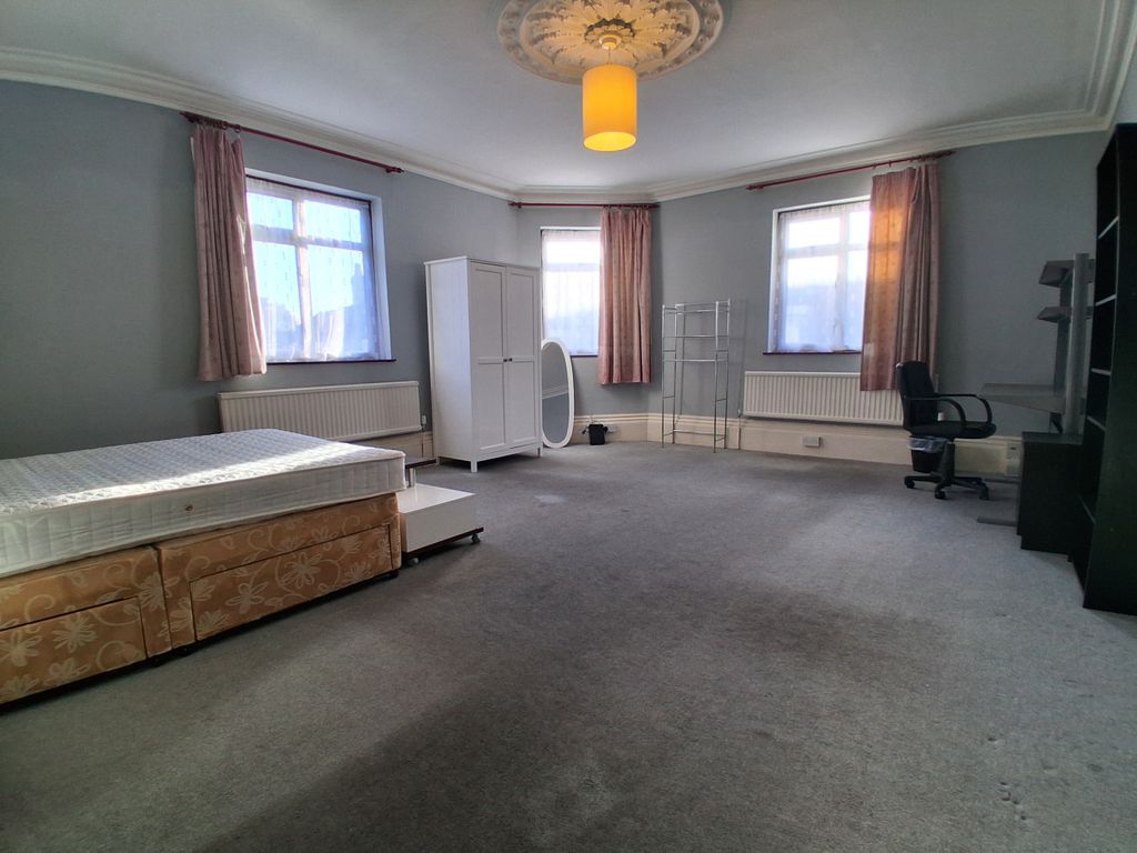 Property photo 3 of 4 Room One