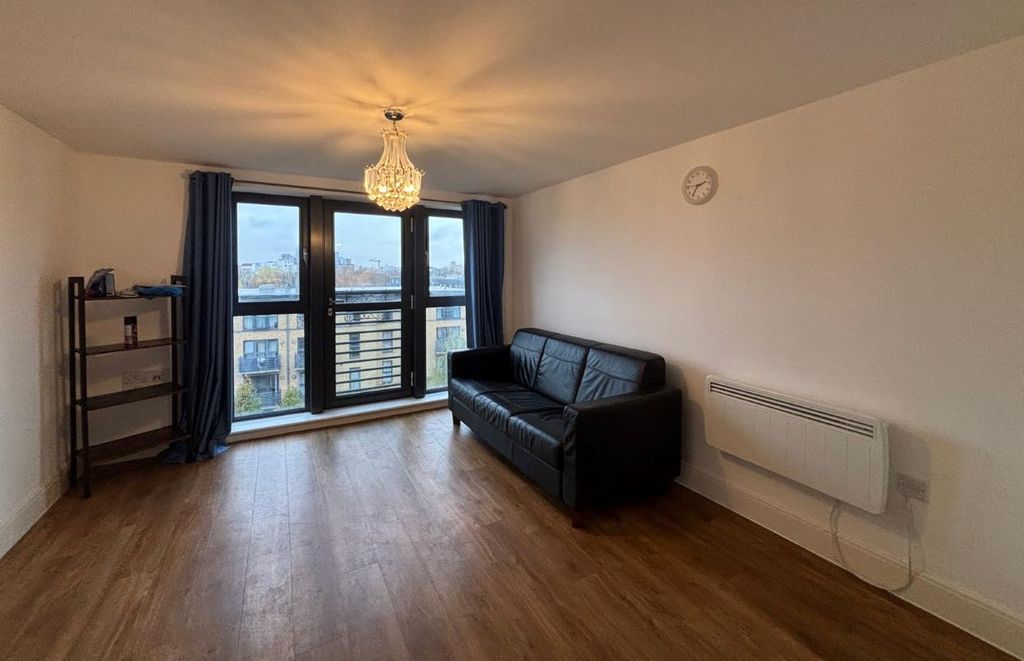 Property photo 2 of 8