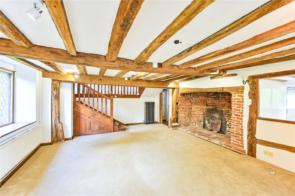 Property photo 2 of 20 Sitting Room