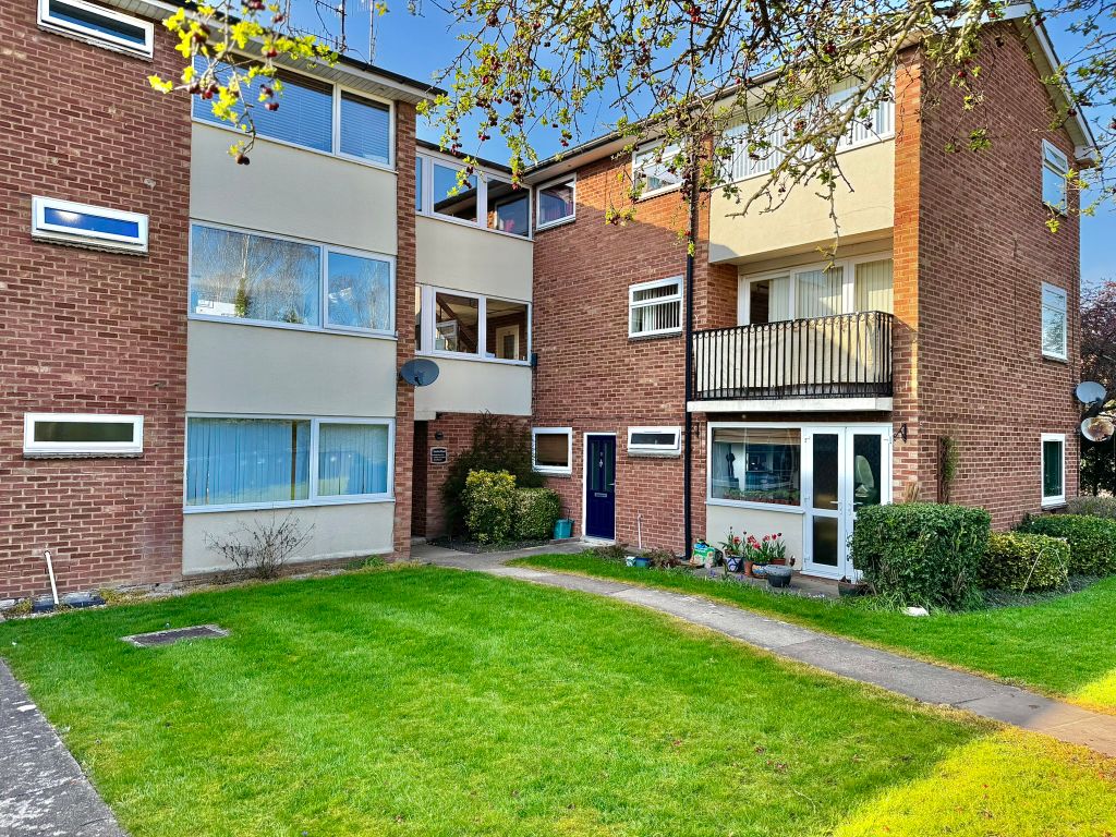 Property photo 1 of 18