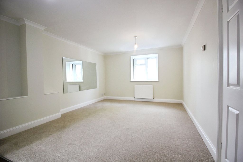 Property photo 3 of 9 Picture No. 19