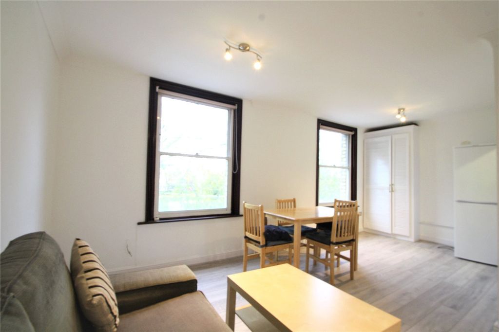 Property photo 1 of 6 Picture No. 04