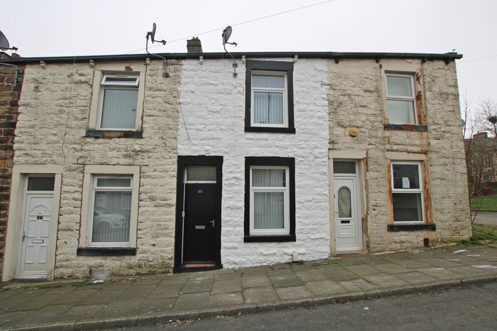 Property photo 1 of 6 1