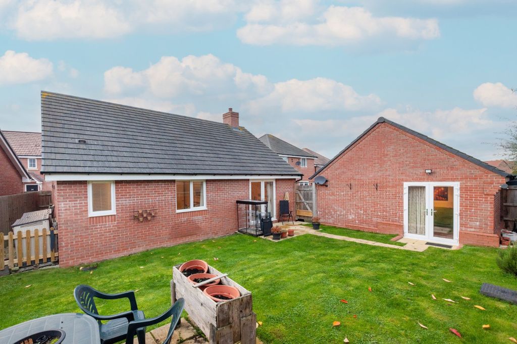 Property photo 3 of 15 Picture No. 05