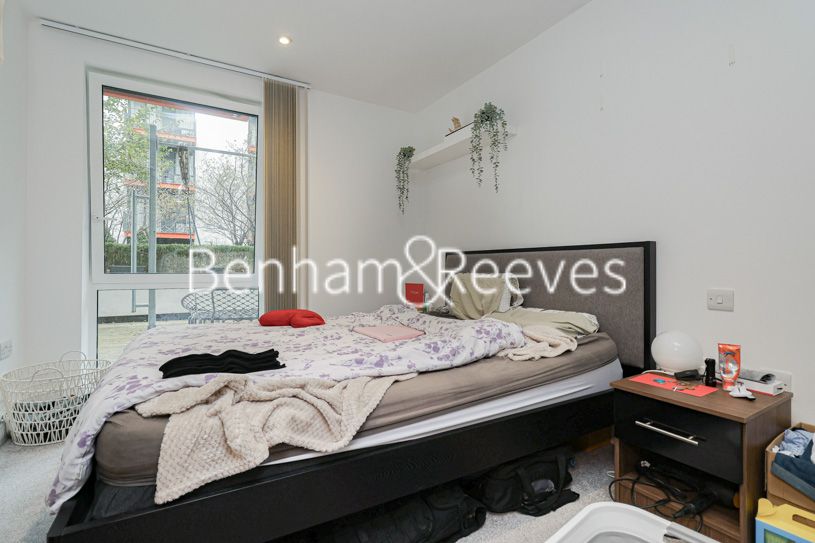 Property photo 3 of 9