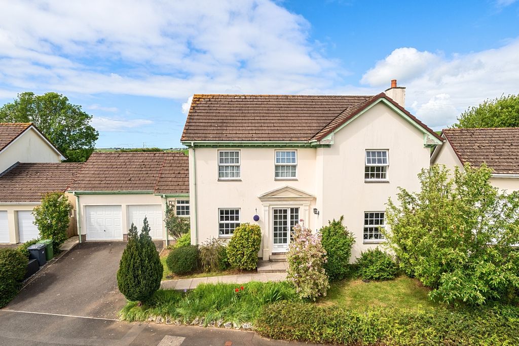 Property photo 1 of 23 1457719-1-6A01F5119937F